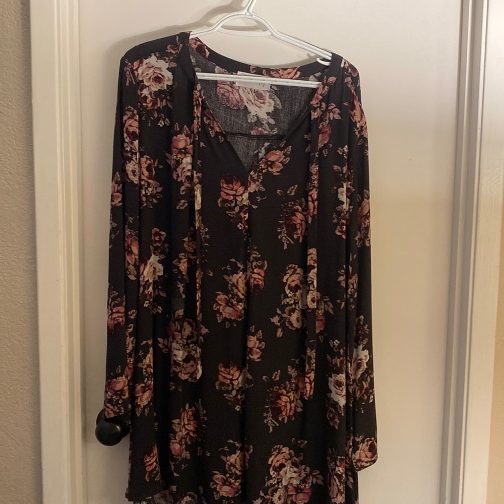 BROWN FLORAL DRESS